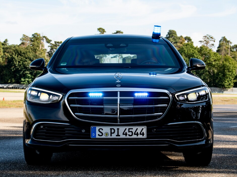 Mercedes-Benz S 680 GUARD 4MATIC | Mercedes-Benz Magazine