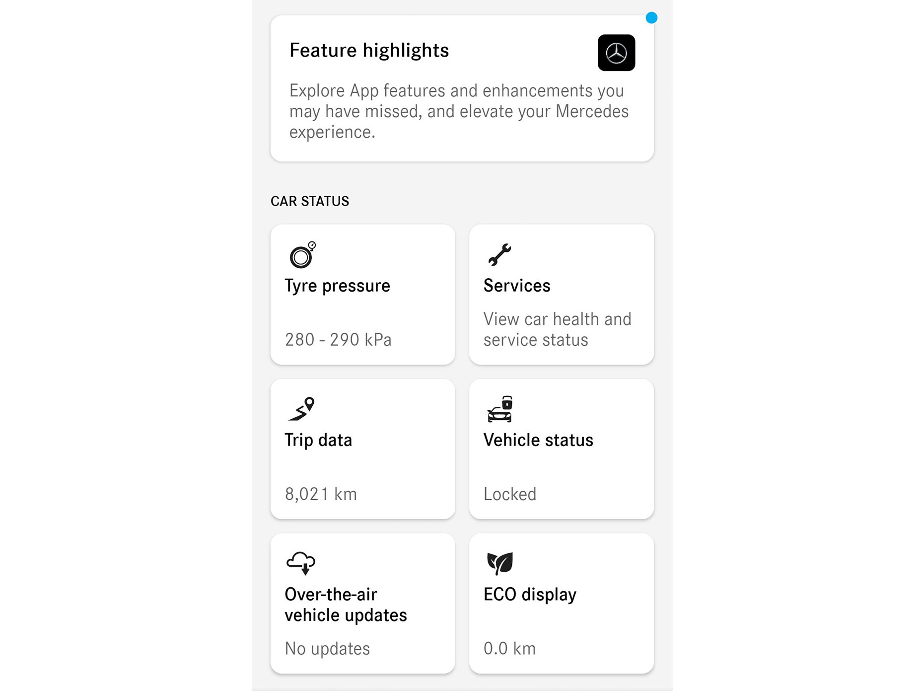 I Mercedes-Benz-appen på en smartphone visas olika servicetjänster