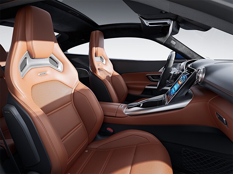 Multikonturstolarna i Mercedes-AMG GT Coupé.