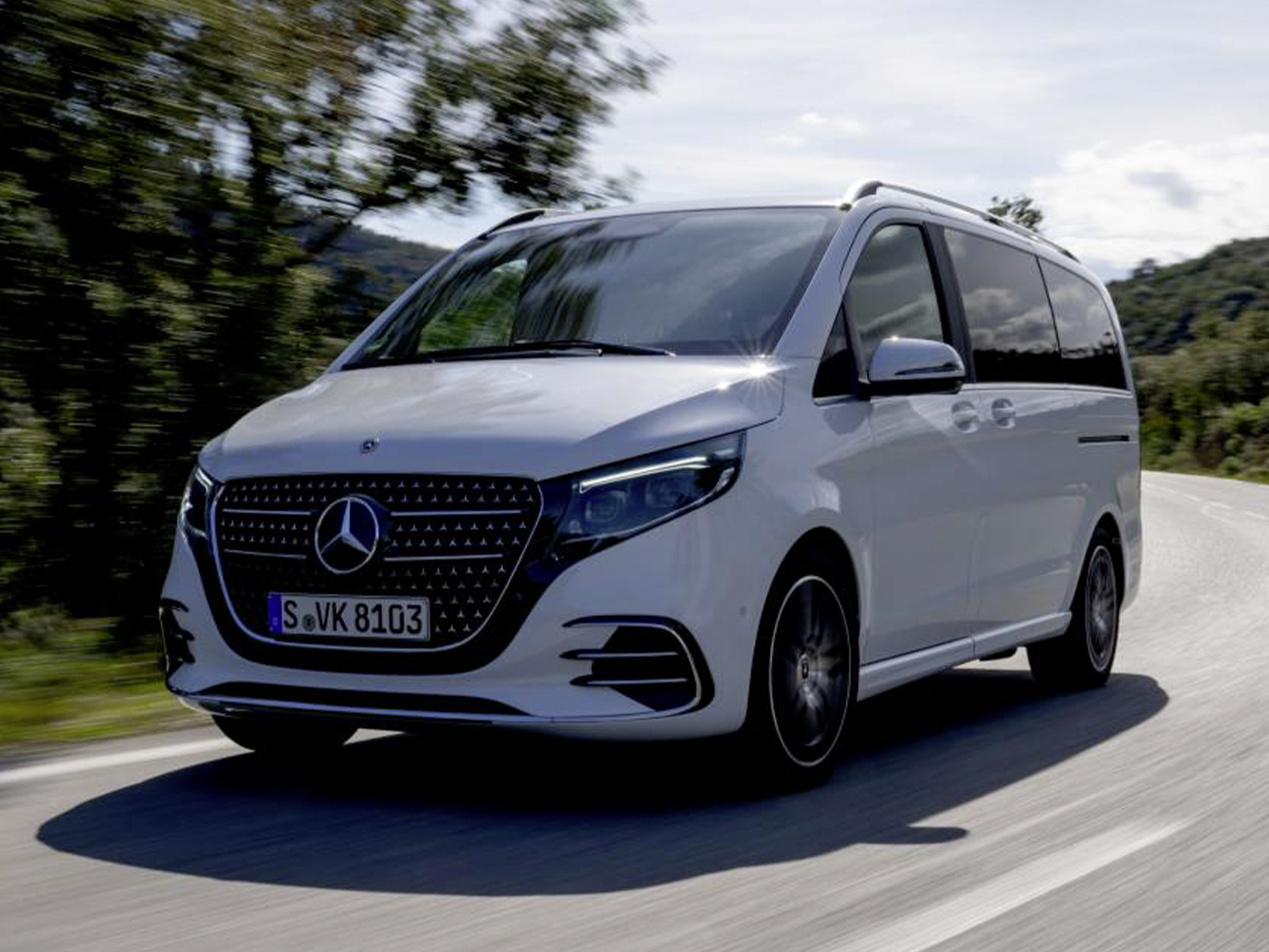 V-Klass | sjusitsiga personbilar och transportbilar | Mercedes-Benz Exteriören hos Mercedes-Benz V-Klass transportbil.