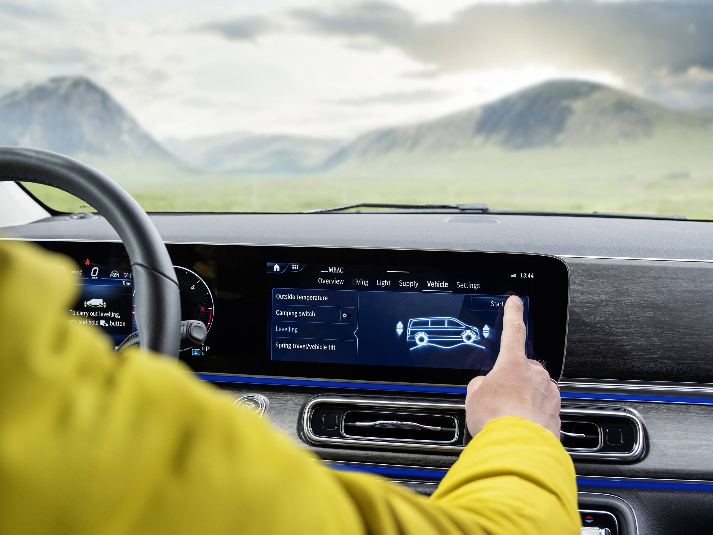 Mercedes-Benz Marco Polo interiör med AIRMATIC luftfjädring.