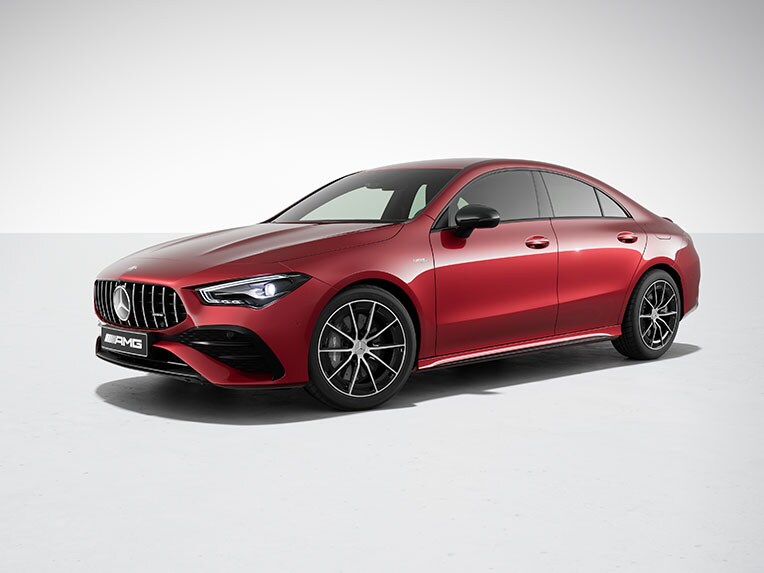 CLA 35 4MATIC från Mercedes-AMG med AMG Night package.