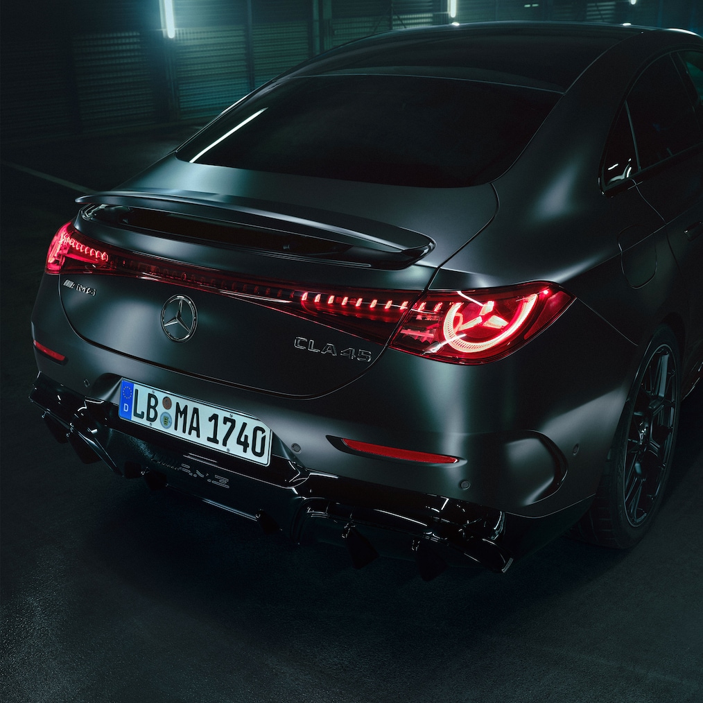 Det AMG-specifika bakpartiet på helt nya eldrivna Mercedes-AMG CLA 45 4MATIC+.