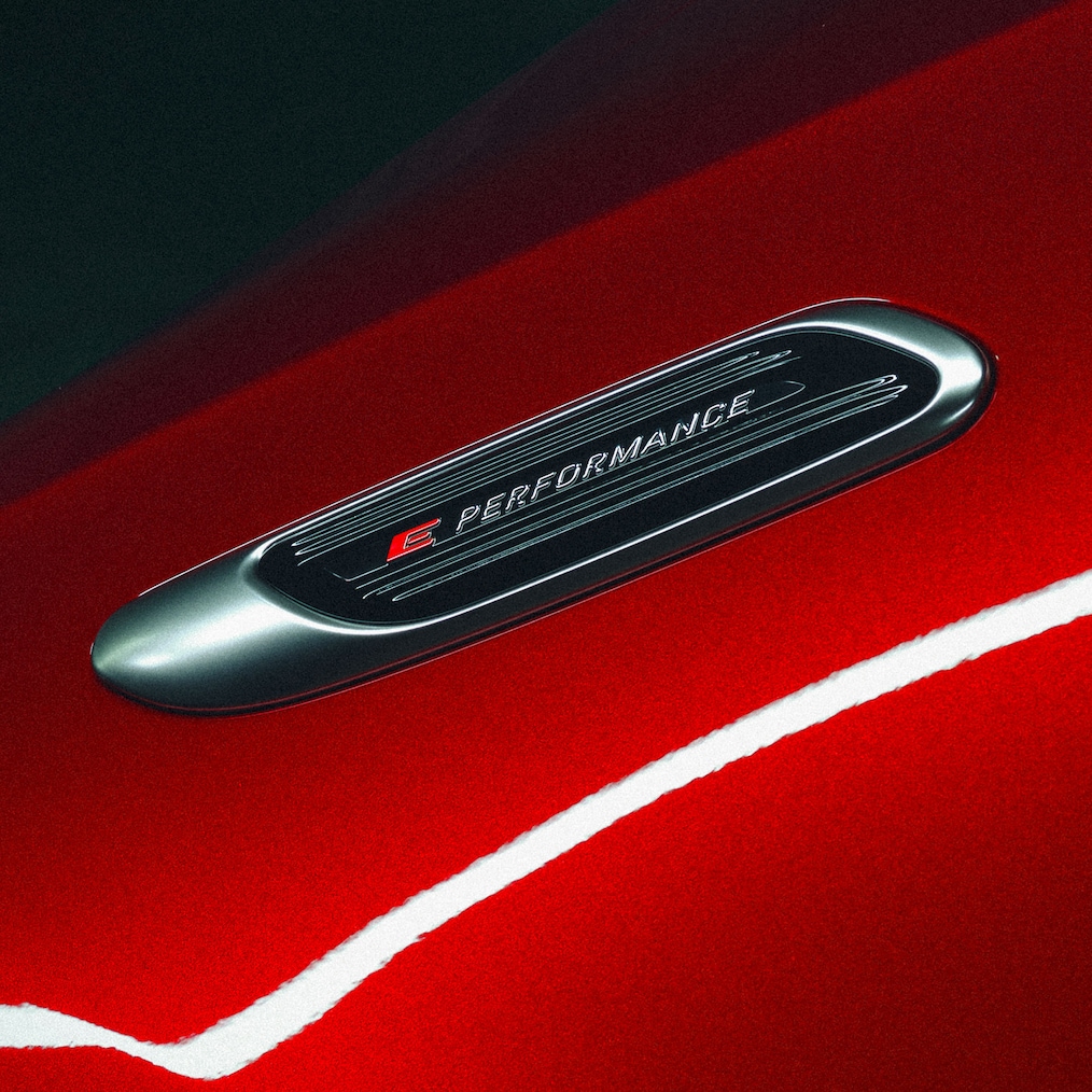 AMG-motorn i helt nya eldrivna Mercedes-AMG CLA 45 4MATIC+ Shooting Brake.