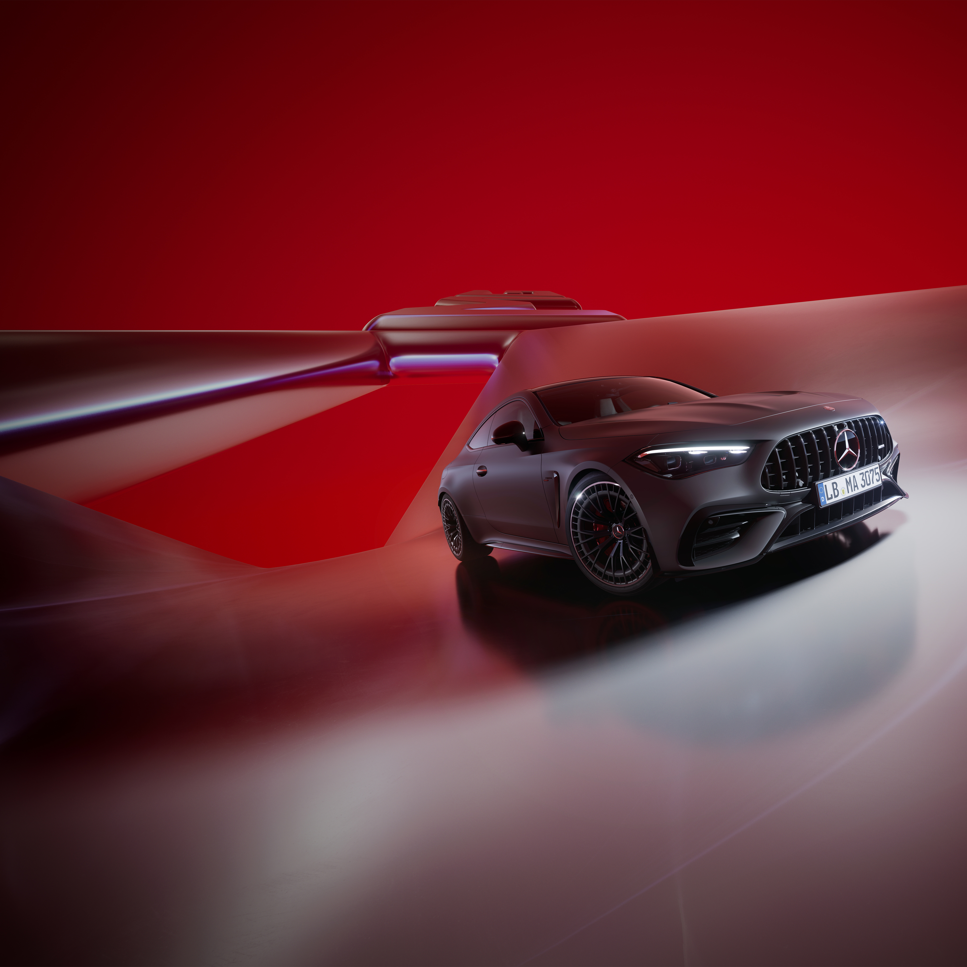 CLE Coupé AMG Performance Edition | Tjänstebilar | Mercedes-AMG Mercedes-AMG CLE Coupé sedd snett framifrån