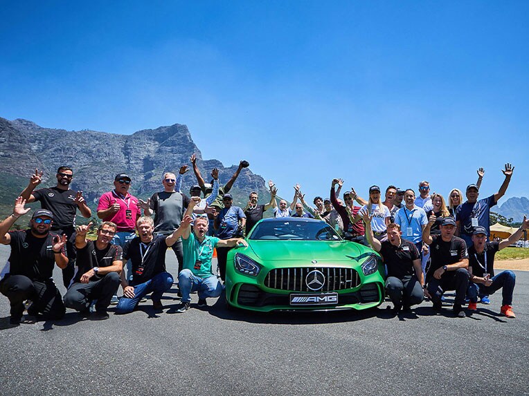 Mercedes-AMG GT R framifrån.