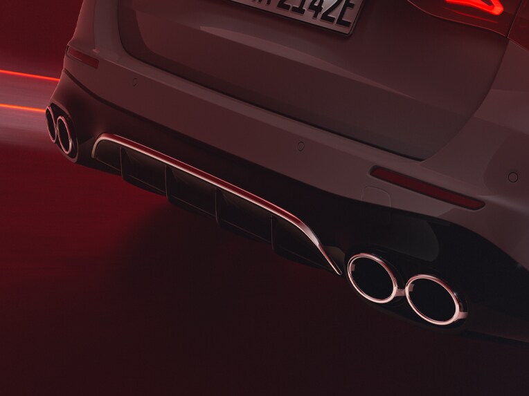 AMG Real Performance Sound i Mercedes-AMG E-Klass Kombi.