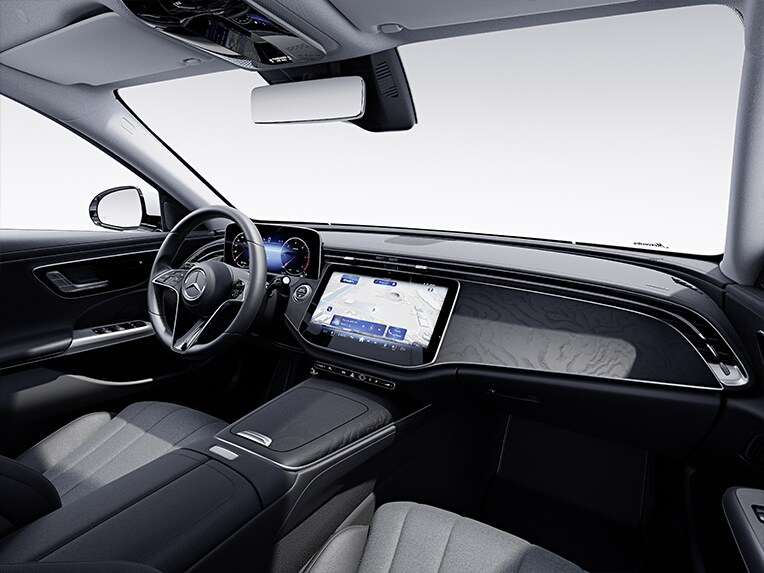 Interiören i E-Klass Kombi från Mercedes-Benz med designversionen AVANTGARDE.