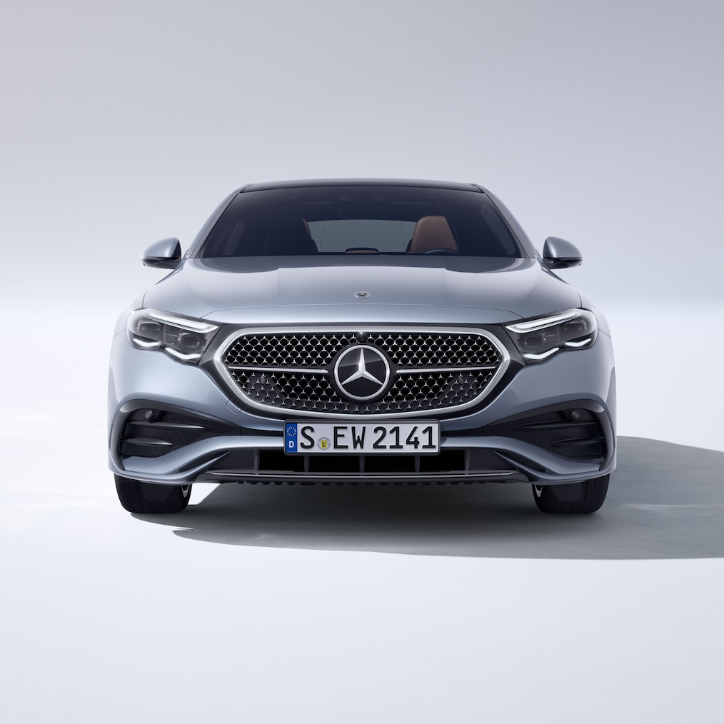 E-Klass Sedan från Mercedes-Benz framifrån.