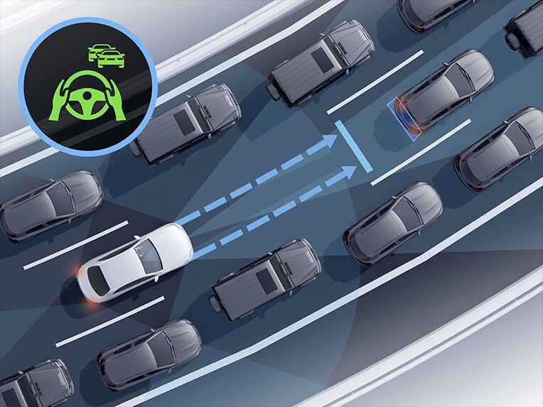 Den aktiva styrassistenten i EQA från Mercedes-Benz