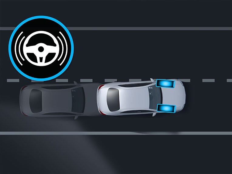 Den aktiva kurshållningsassistenten i EQB från Mercedes-Benz.