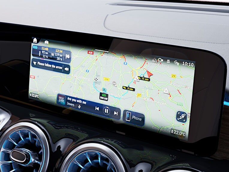 Navigation med Electric Intelligence i EQB från Mercedes-Benz.