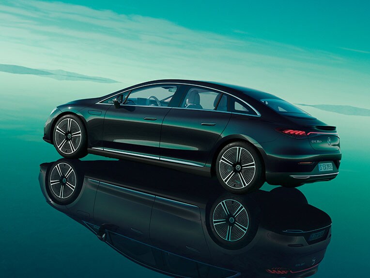 EQE Sedan från Mercedes-Benz.