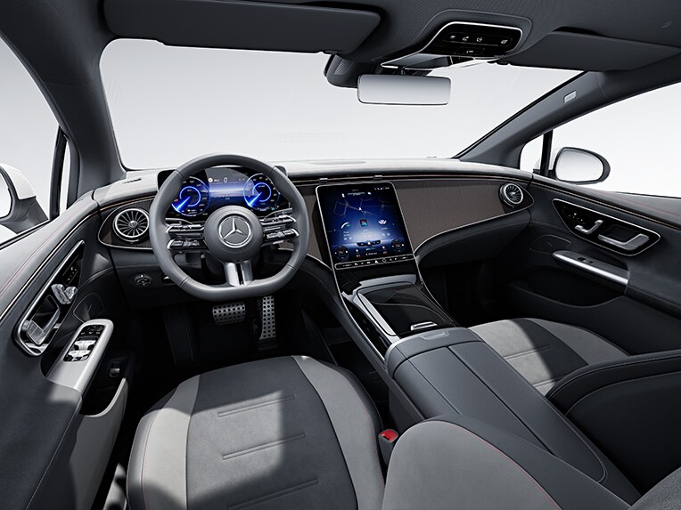 EQE Sedan från Mercedes-Benz med AMG Line-interiör.