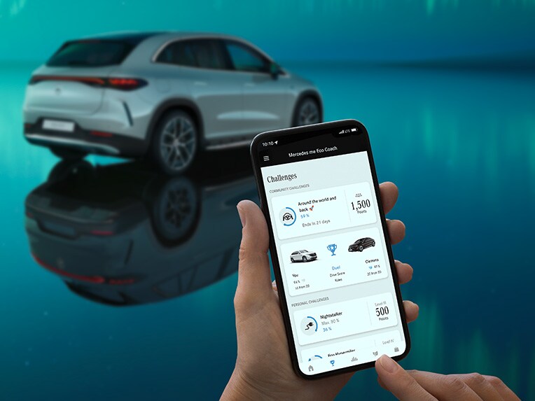Appen Eco Coach i EQE Suv från Mercedes-Benz visas som indikering på displayen.