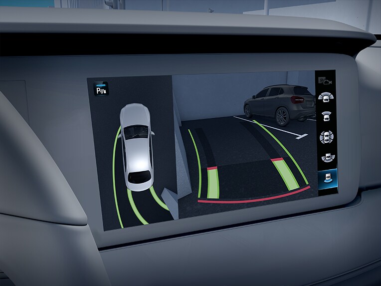 Parkeringspaket med 360°-kamerasystem i EQE Suv från Mercedes-Benz.