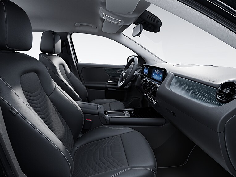 Mercedes-Benz GLA med grundutrustning.