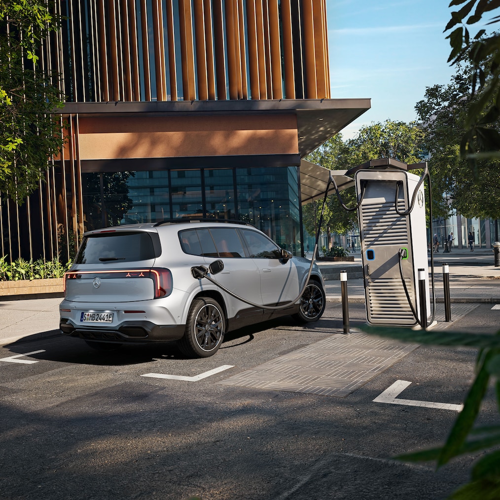 Helt nya eldrivna GLB med snabbladdning.