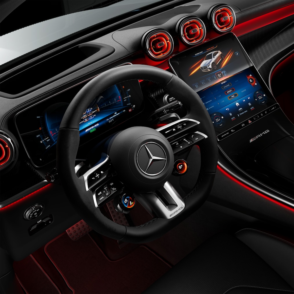 Närbild av en AMG Performance-ratt i en Mercedes-AMG GLC Coupé.