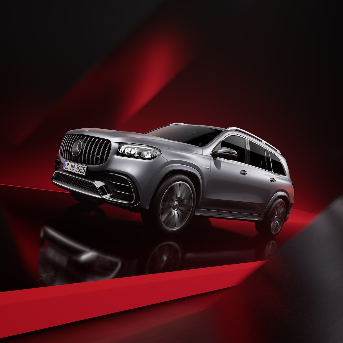 Frontal sidovy av Mercedes-AMG GLS 63 4MATIC+, företrädesvis med magnolack