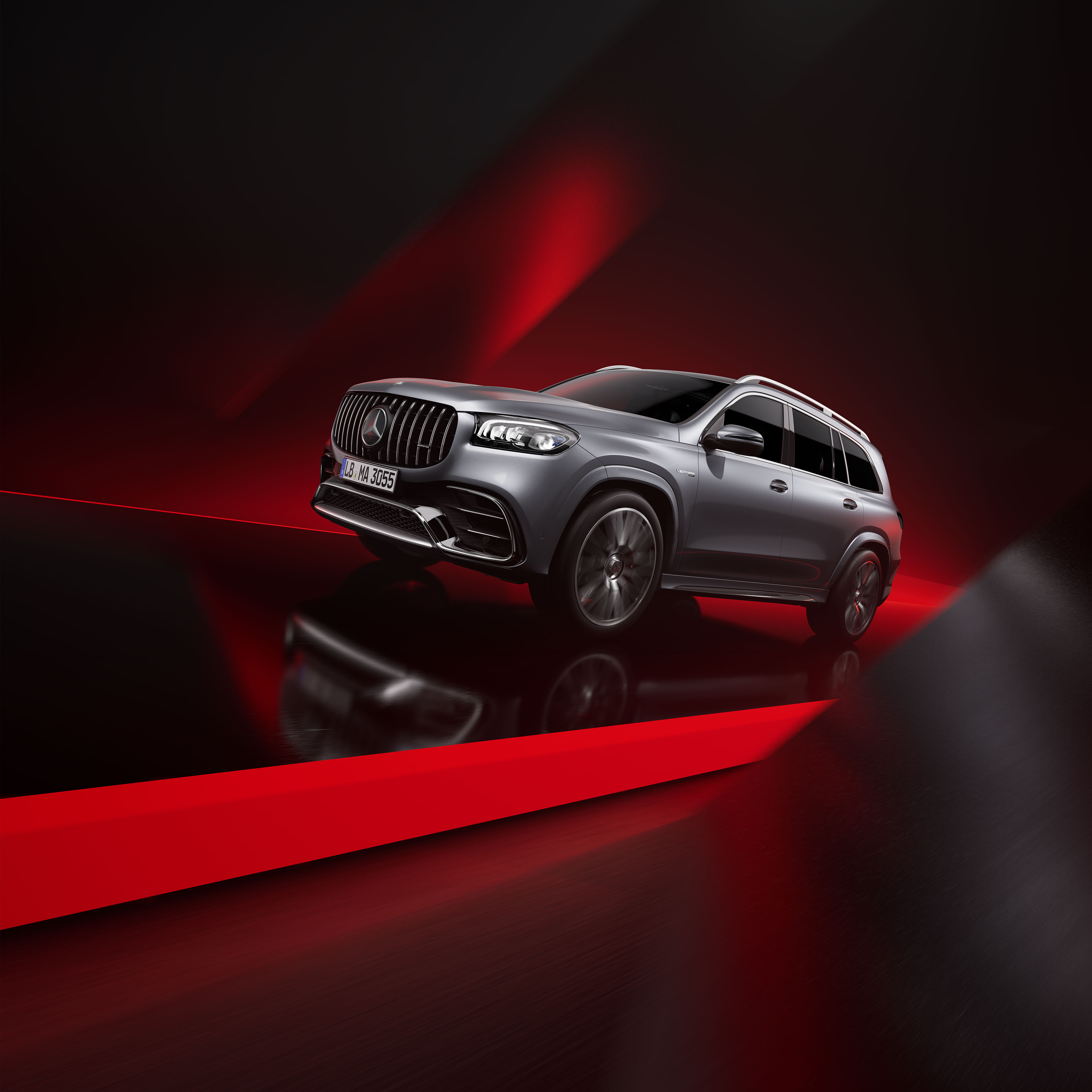 GLS SUV AMG Performance Edition | Tjänstebilar | Mercedes-AMG Mercedes-AMG GLS SUV sedd snett underifrån