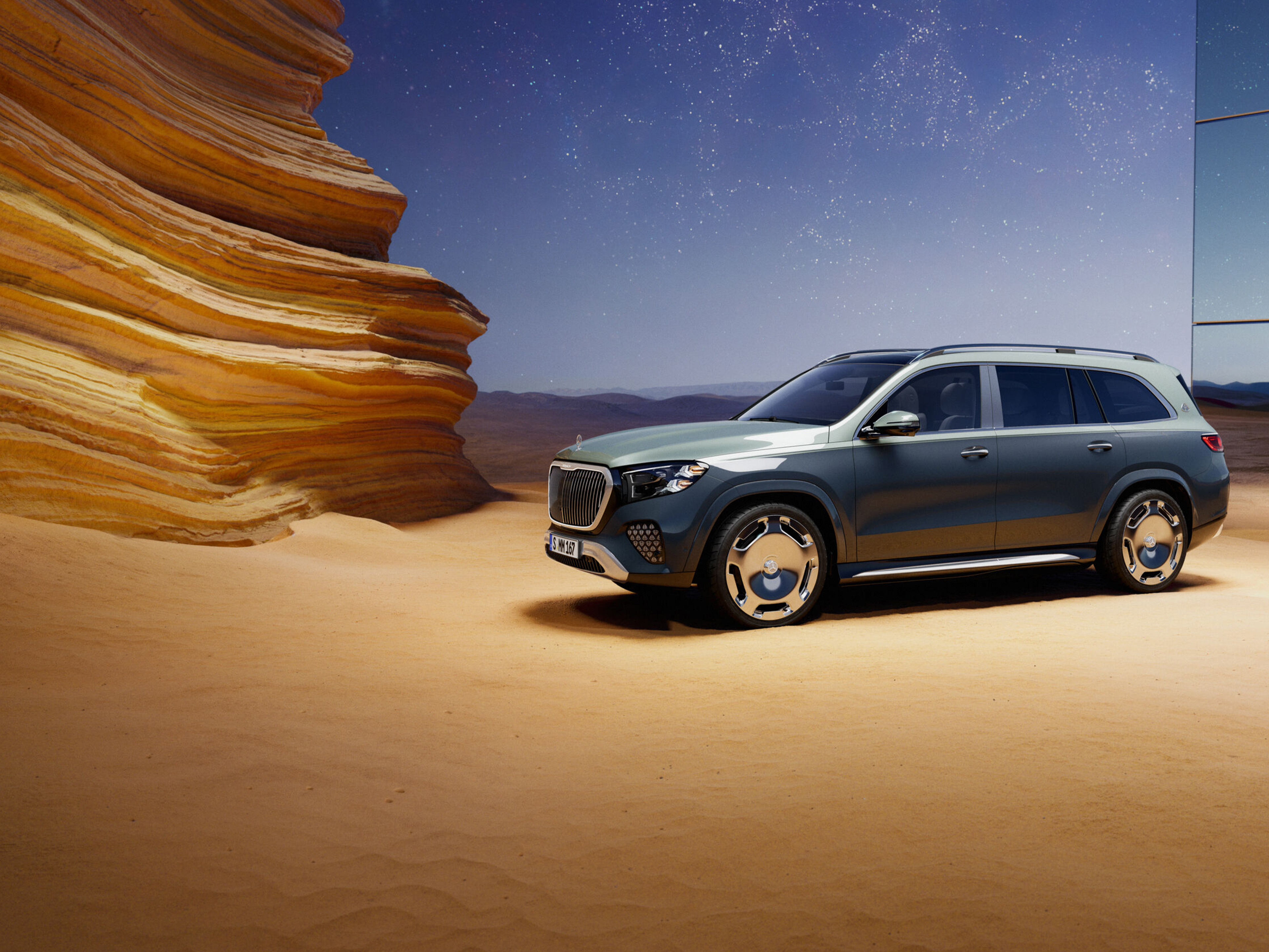GLS Suv | Märket | Mercedes-Maybach Frontvy av Mercedes-Maybach GLS Suv.