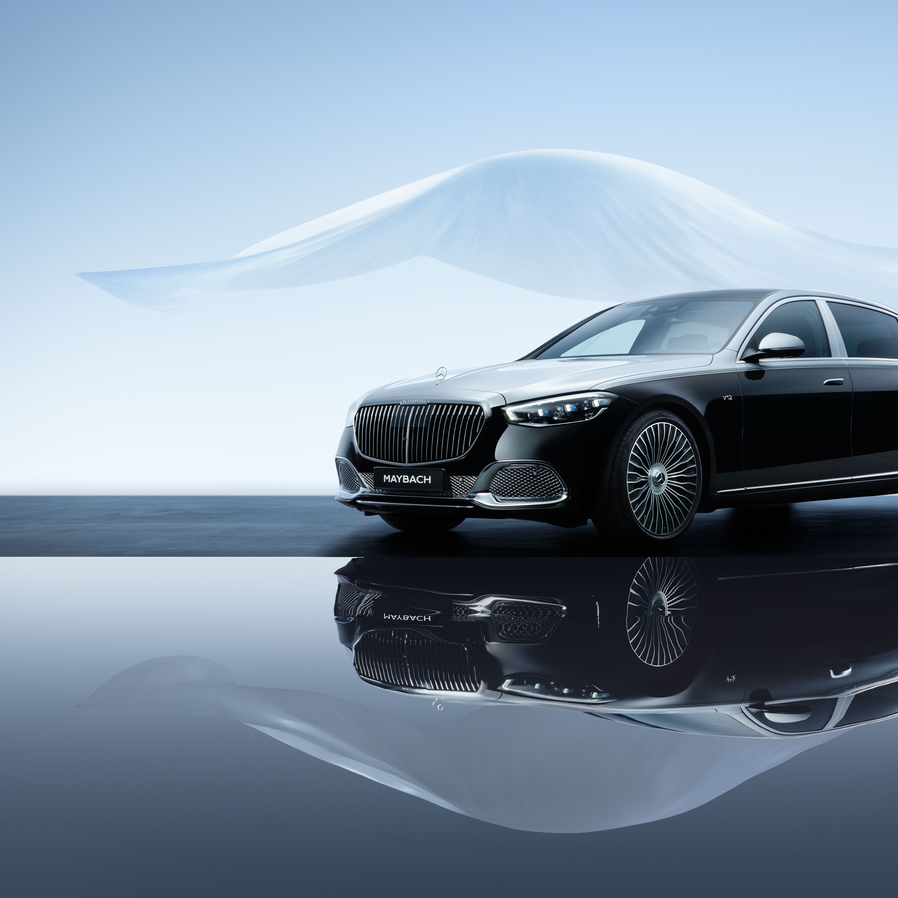 Mercedes-Maybach S-Klass sedd från sidan.