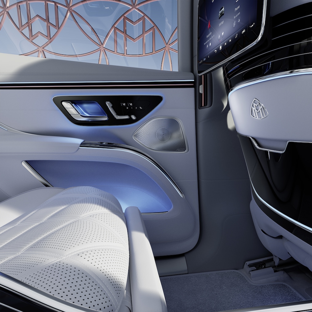 Närbild på högtalaren till Burmester® 4D Surround Sound System i bakdörren.