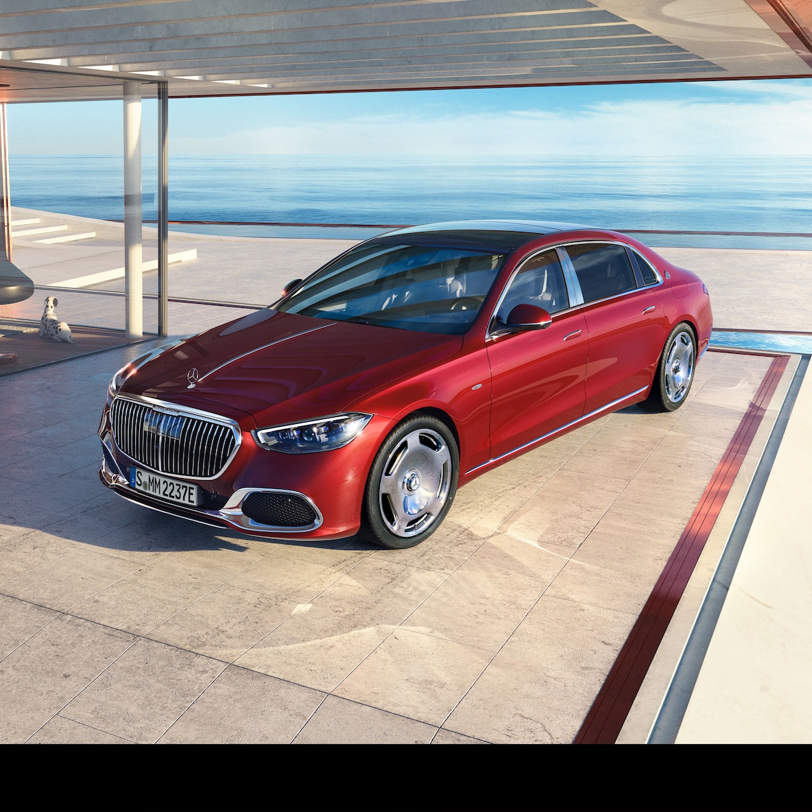 Frontal sidovy av S-Klass från Mercedes-Maybach.