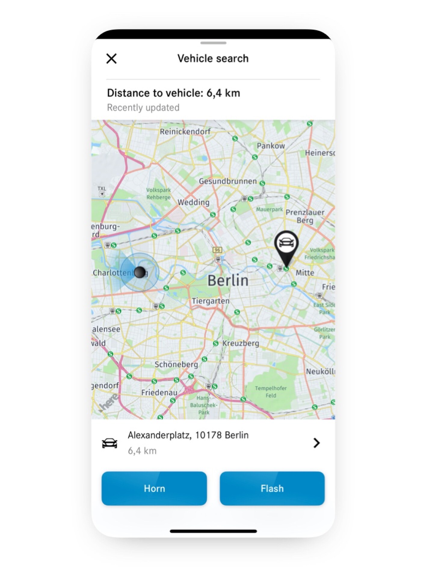 Smartphone visar den digitala tjänsten Hitta parkerad bil.