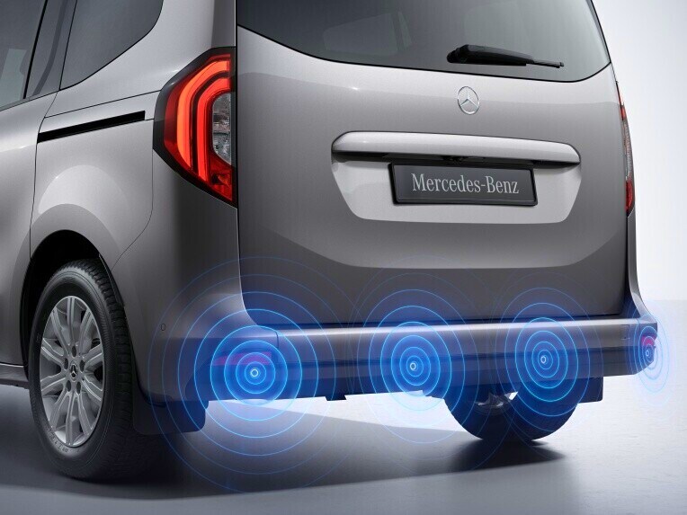 Parkeringshjälpen bak på Mercedes-Benz Citan Tourer