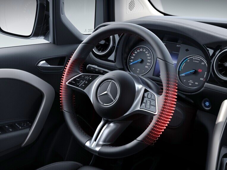 Den uppvärmda multifunktionsratten i Mercedes-Benz eCitan Tourer