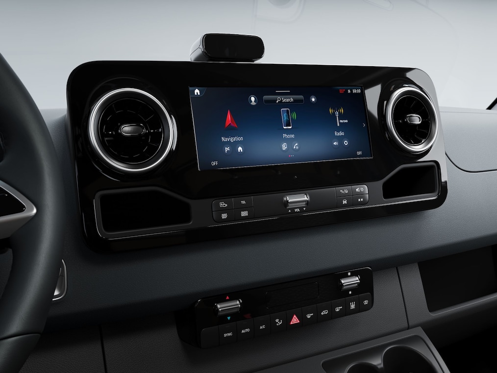 MBUX-system i en Mercedes-Benz Sprinter skåpbil