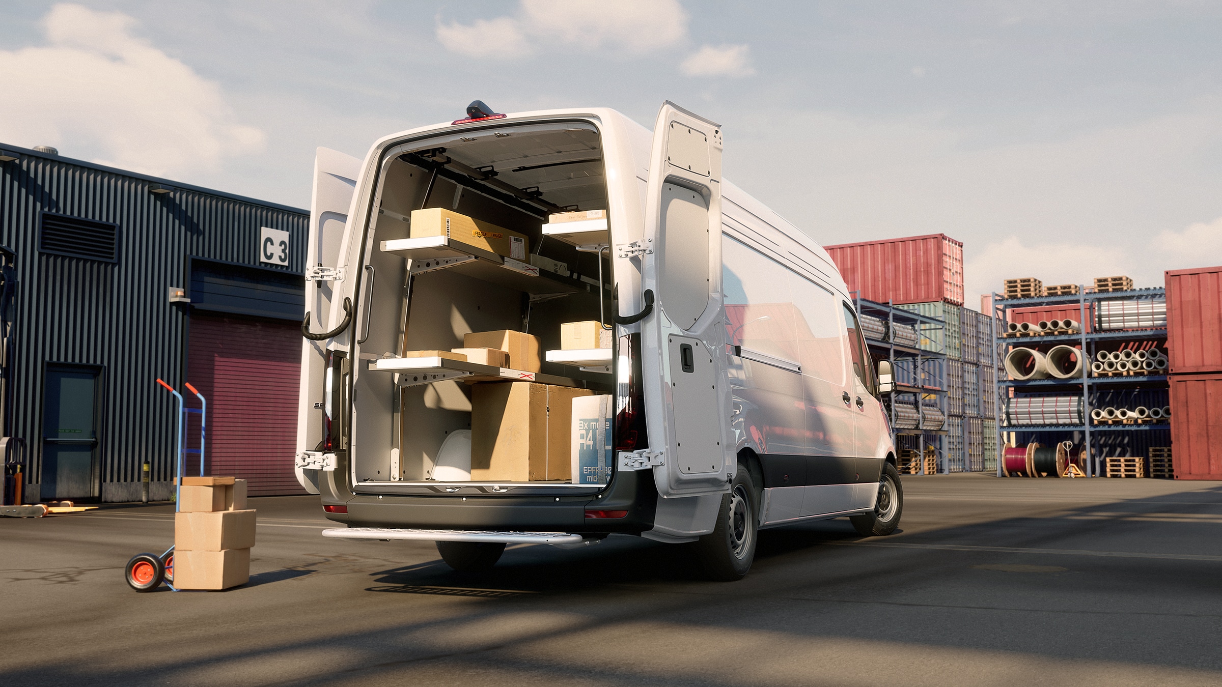 Sprinter skåpbil | Allt om Sprinter | Mercedes-Benz transportbilar Mercedes‑Benz Sprinter med hyllinredning och lastsystem
