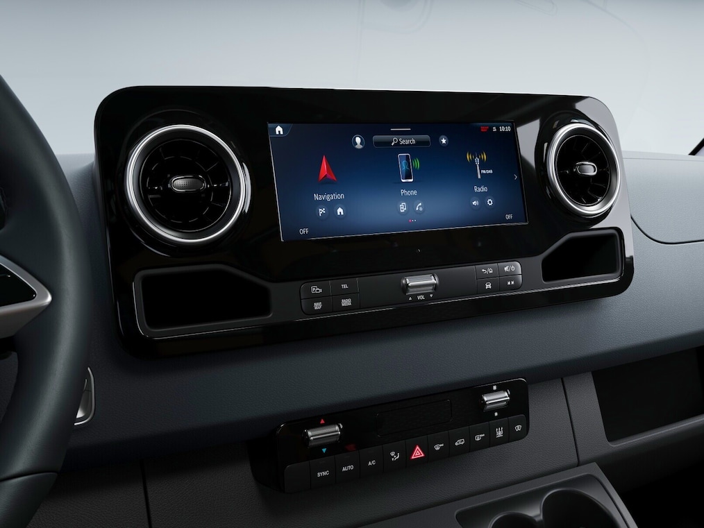 MBUX-system i en Mercedes-Benz Sprinter Tourer