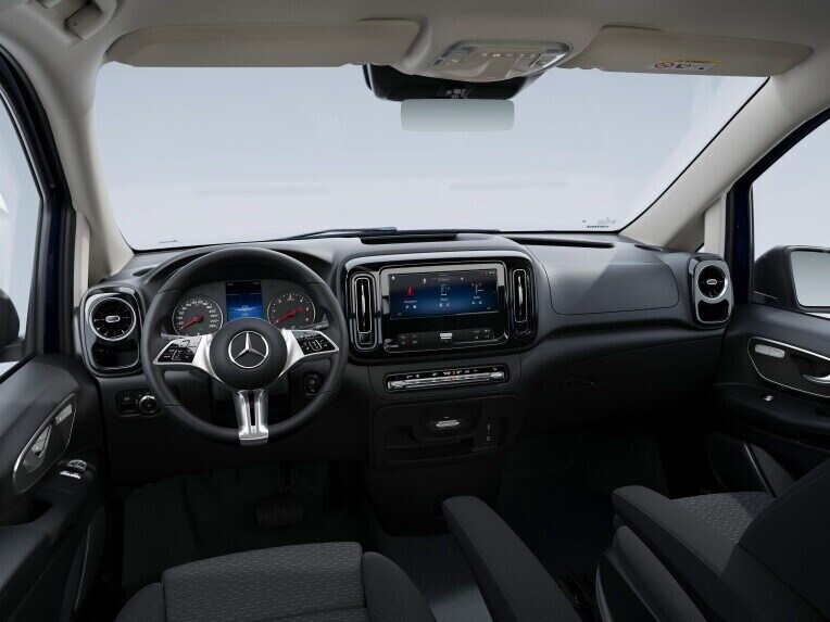 Interiören i en Mercedes-Benz Vito Skåpbil
