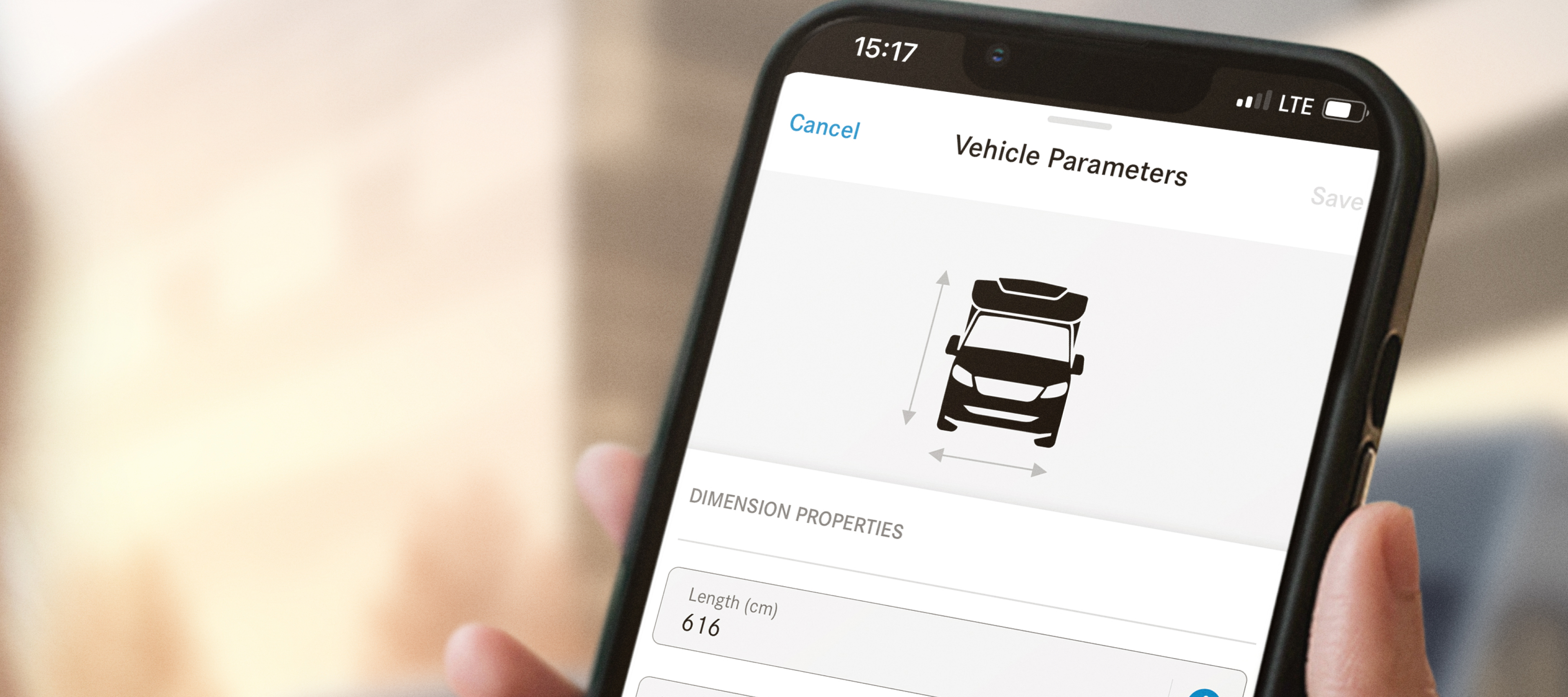 Navigation | Digitala tjänster | Mercedes-Benz Transportbilar Visning av skåpbilens mått i Mercedes-Benz appen på smartphone.