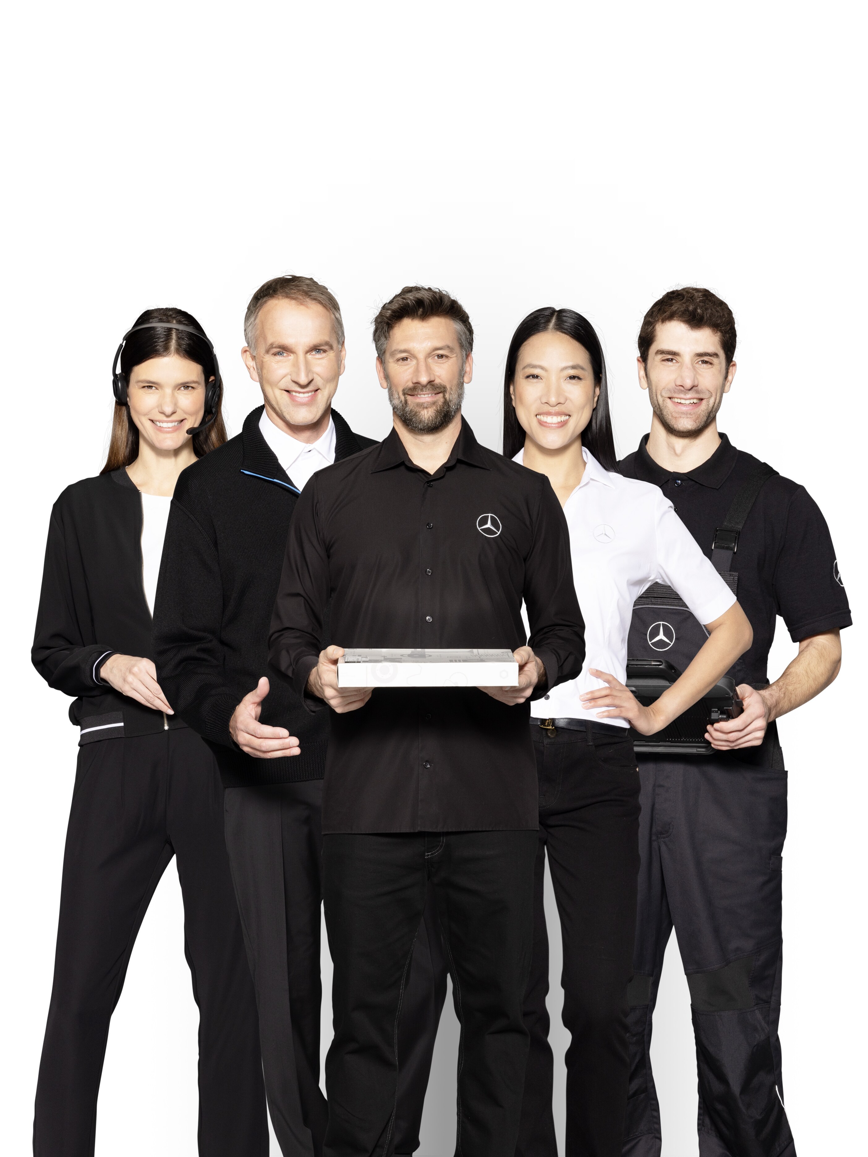 Fem Mercedes-Benz-kundberättelser som symboliserar Mercedes-Benz transportbilstjänster