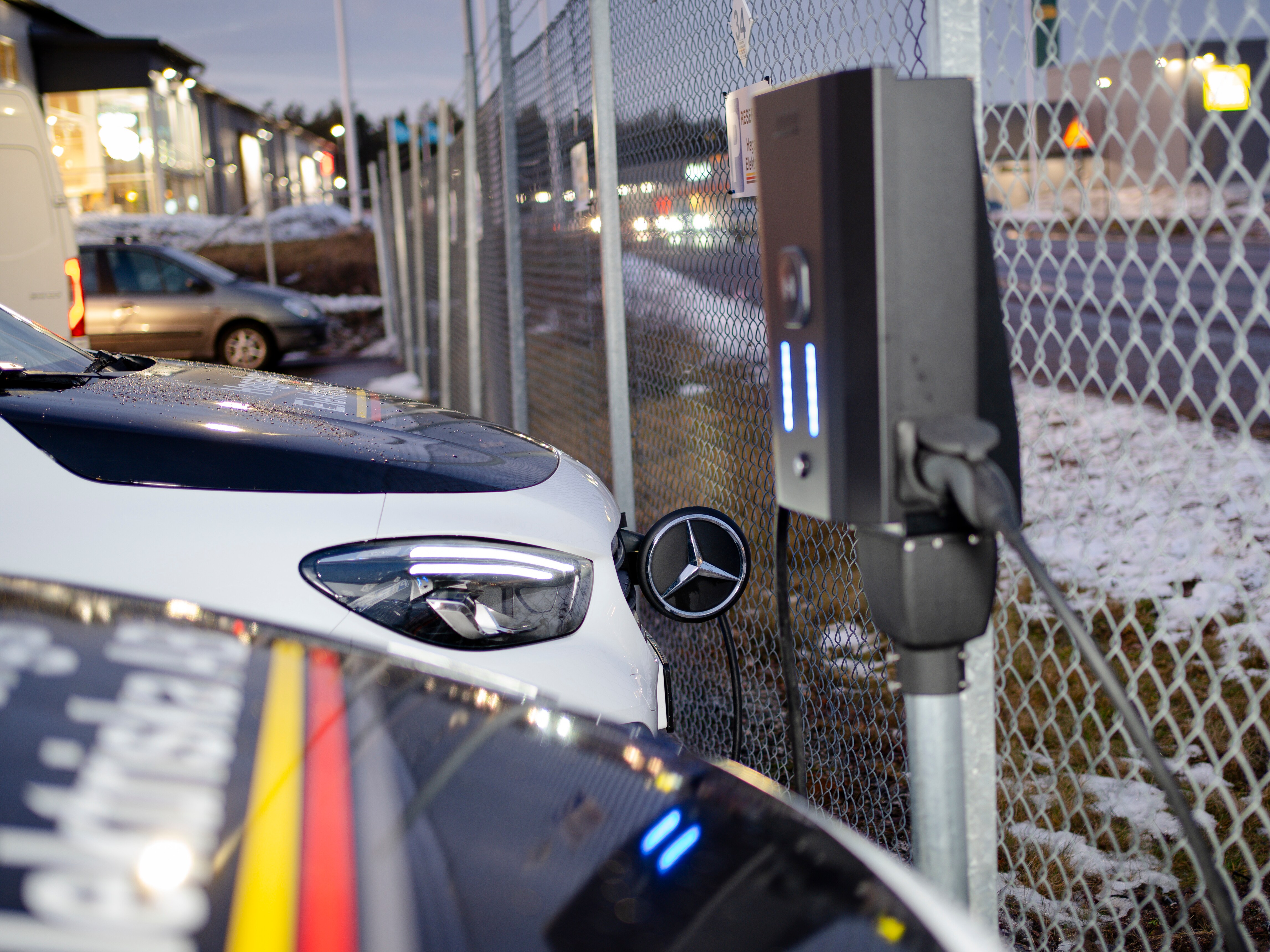 En Mercedes-Benz eCitan från Hagabergs El som laddas