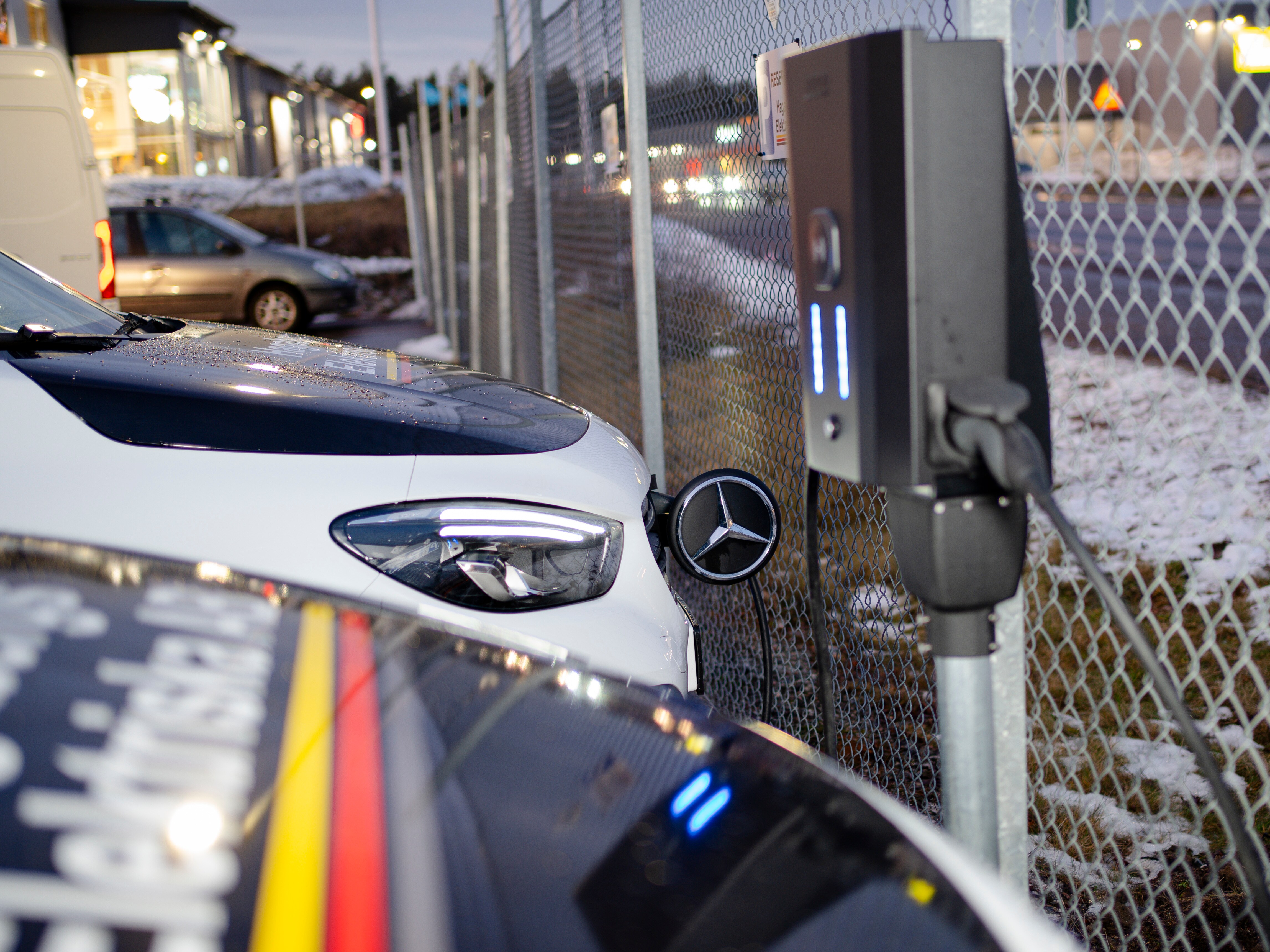 En Mercedes-Benz eCitan från Hagabergs El som laddas