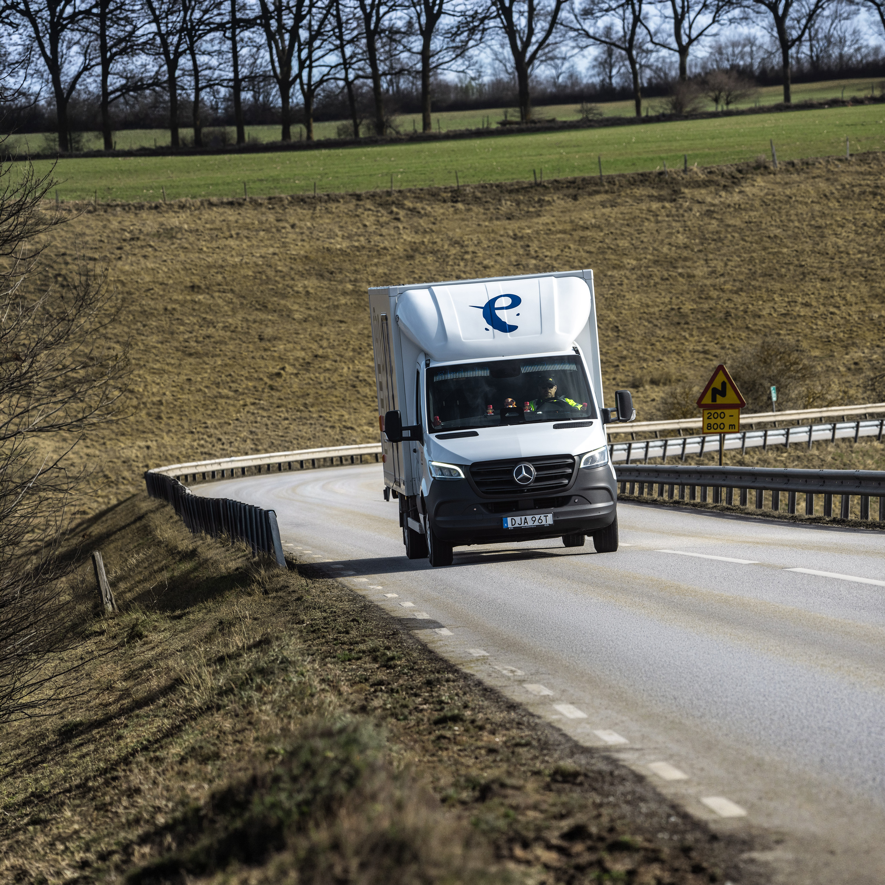 Ekdahl Miljö | Mercedes-Benz Transportbilar Mercedes-Benz eSprinter från Ekdahl Miljö kör