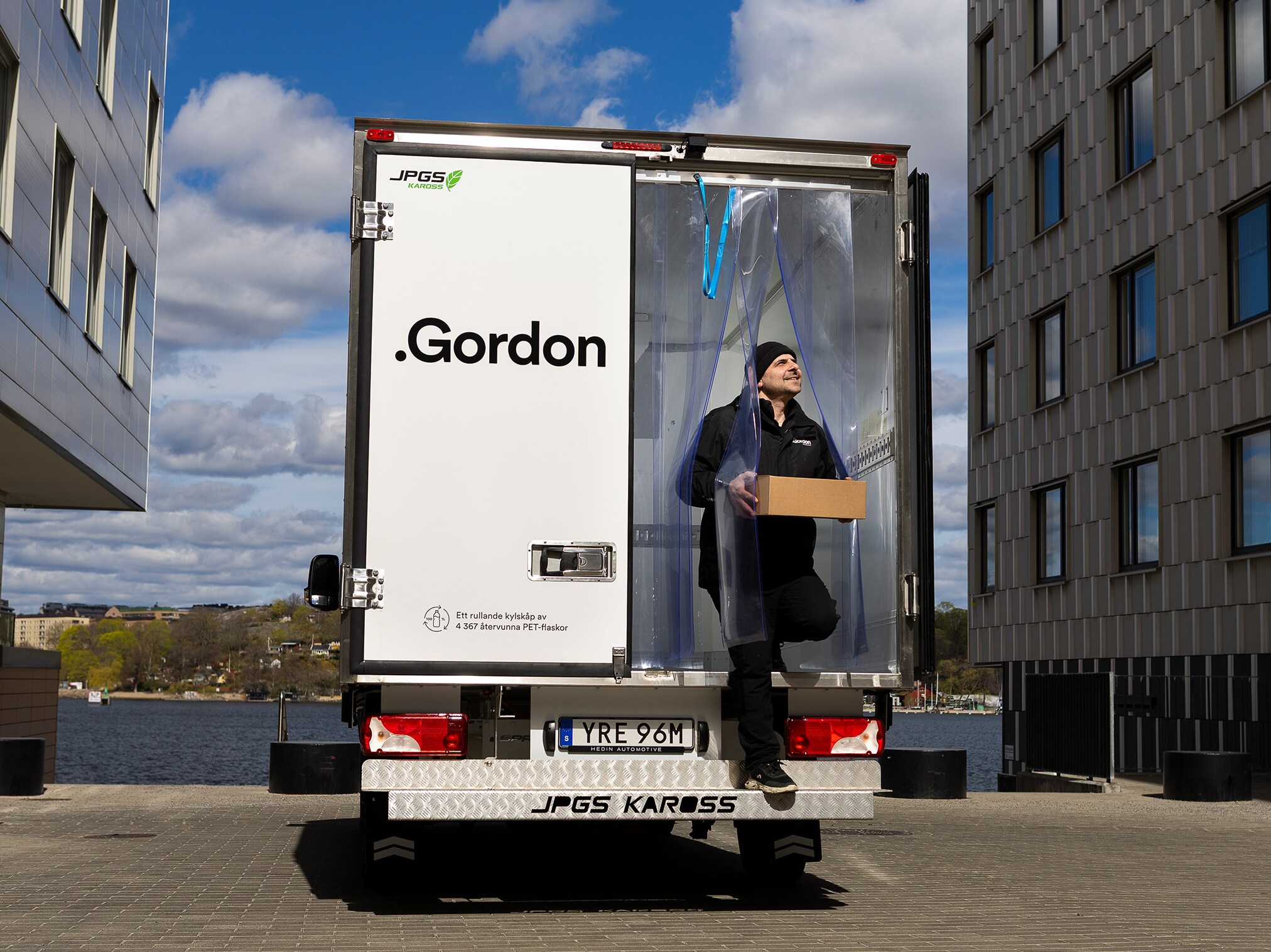 eSprinter från Gordon syns bakifrån