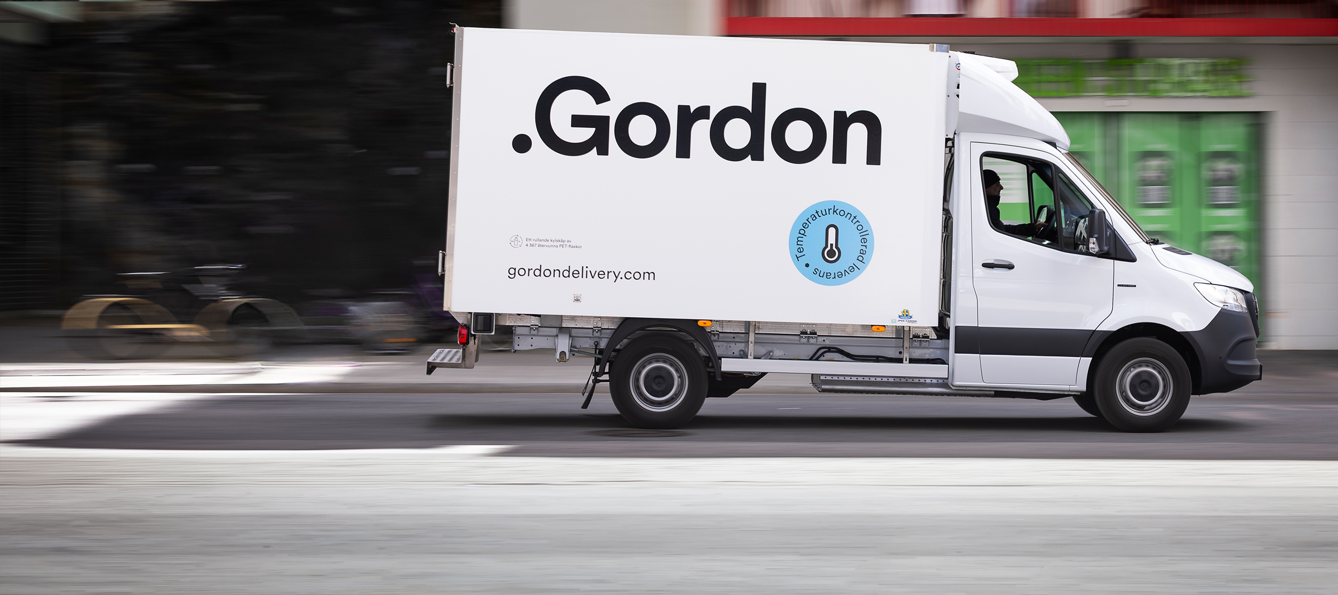 Gordon | Mercedes-Benz Transportbilar Mercedes-Benz eSprinter från Gordon kör