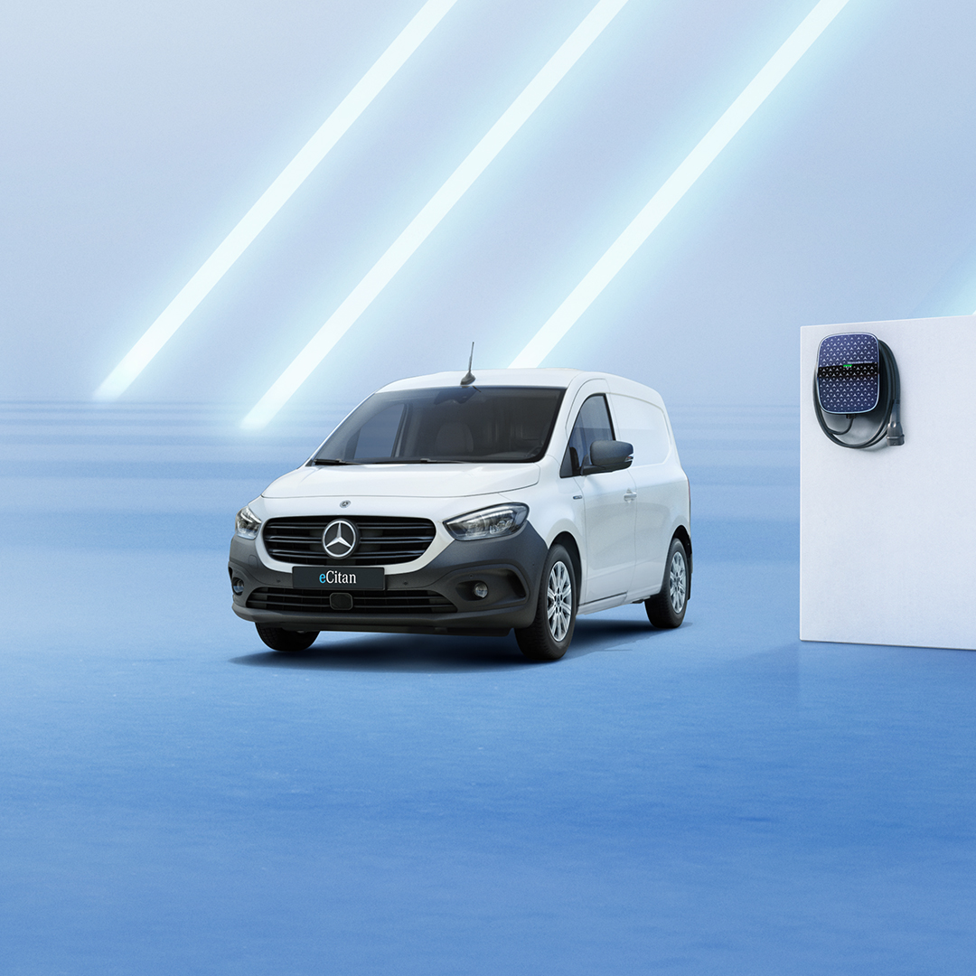 eCitan Skåpbil | Smarta vintertips | Mercedes-Benz Transportbilar Vit eCitan Skåpbil vid en Mercedes-Benz wallbox